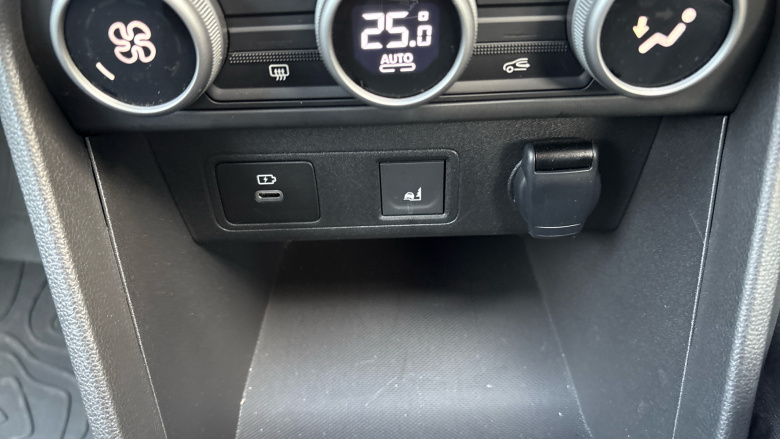 Dacia Jogger 1.6 HEV Extreme 5dr Auto Hybrid Estate